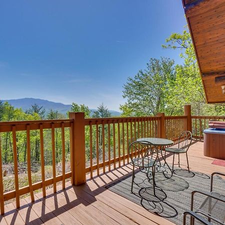 Smoky Mountain Vacation Rental Cabin With Hot Tub! Gatlinburg Dış mekan fotoğraf