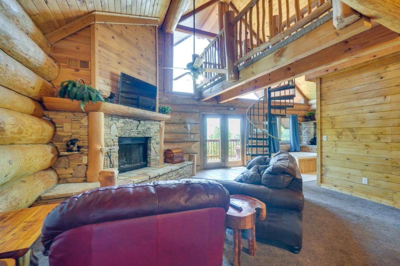 Smoky Mountain Vacation Rental Cabin With Hot Tub! Gatlinburg Dış mekan fotoğraf